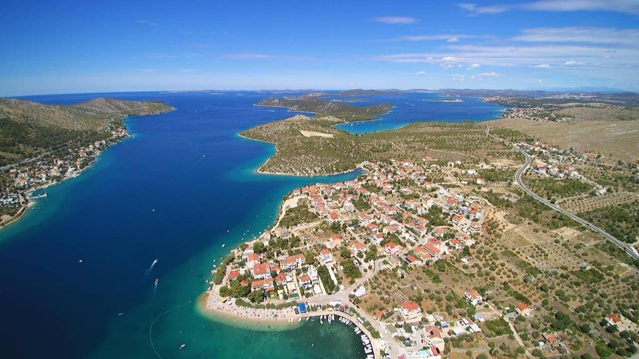 Apartments By The Sea Grebastica, Sibenik - 4881 Baselovici Esterno foto